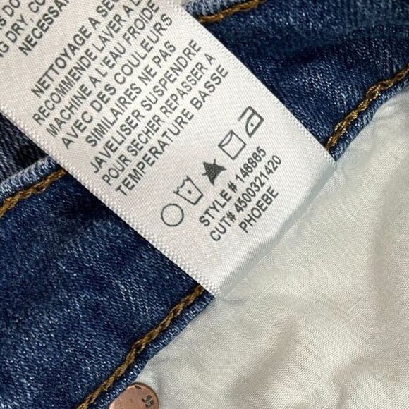 Joe's Jeans Phoebe Distressed Shorts Size 27 - Picture 4 of 9